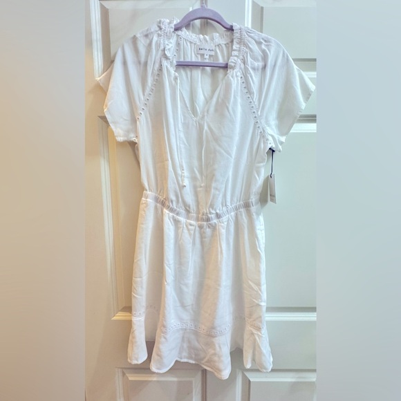 Bella Dahl NWT SZ M Eyelet Flutter Sleeve Mini Dress - Picture 2 of 4